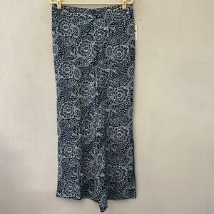 Anthropologie blue white flowy side slit elastic waist pants Size M New